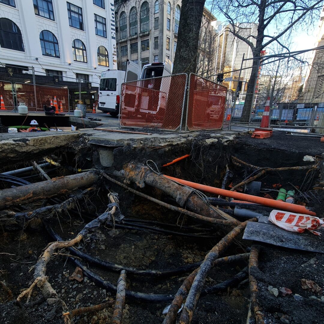 Sub-Surface Detection | Underground Pipe, Cable & Leak Locators